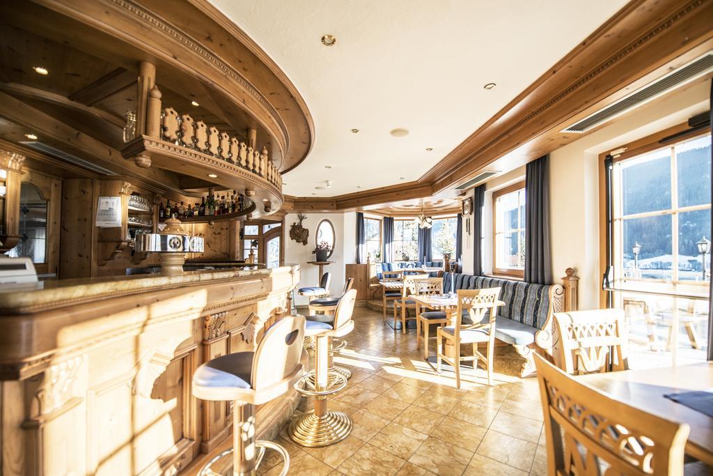 Turmhotel Gschwendt Planca di Sopra Zewnętrze zdjęcie