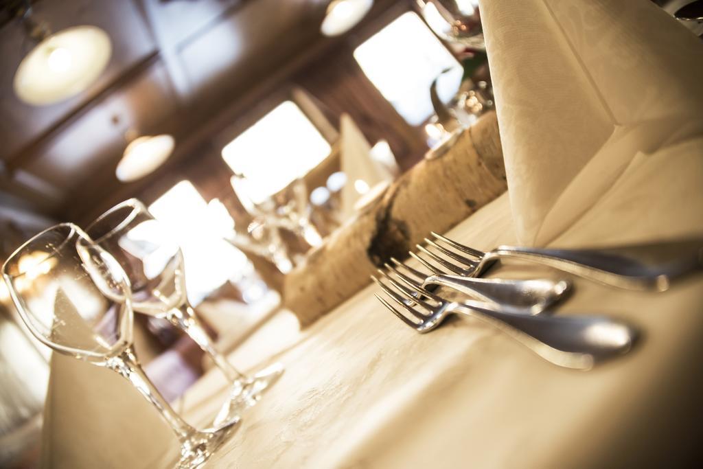 Turmhotel Gschwendt Planca di Sopra Zewnętrze zdjęcie